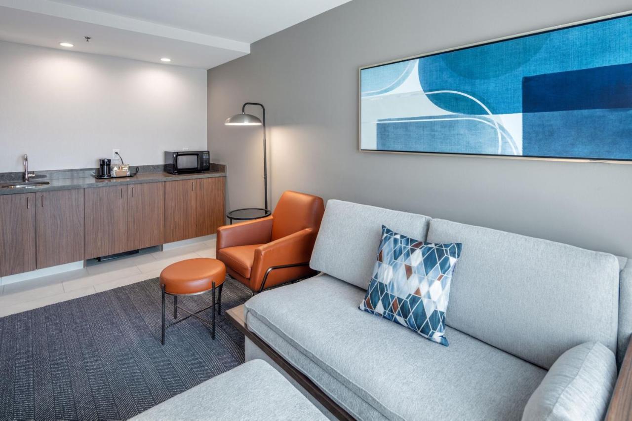 Courtyard By Marriott Conway Hotel Bagian luar foto