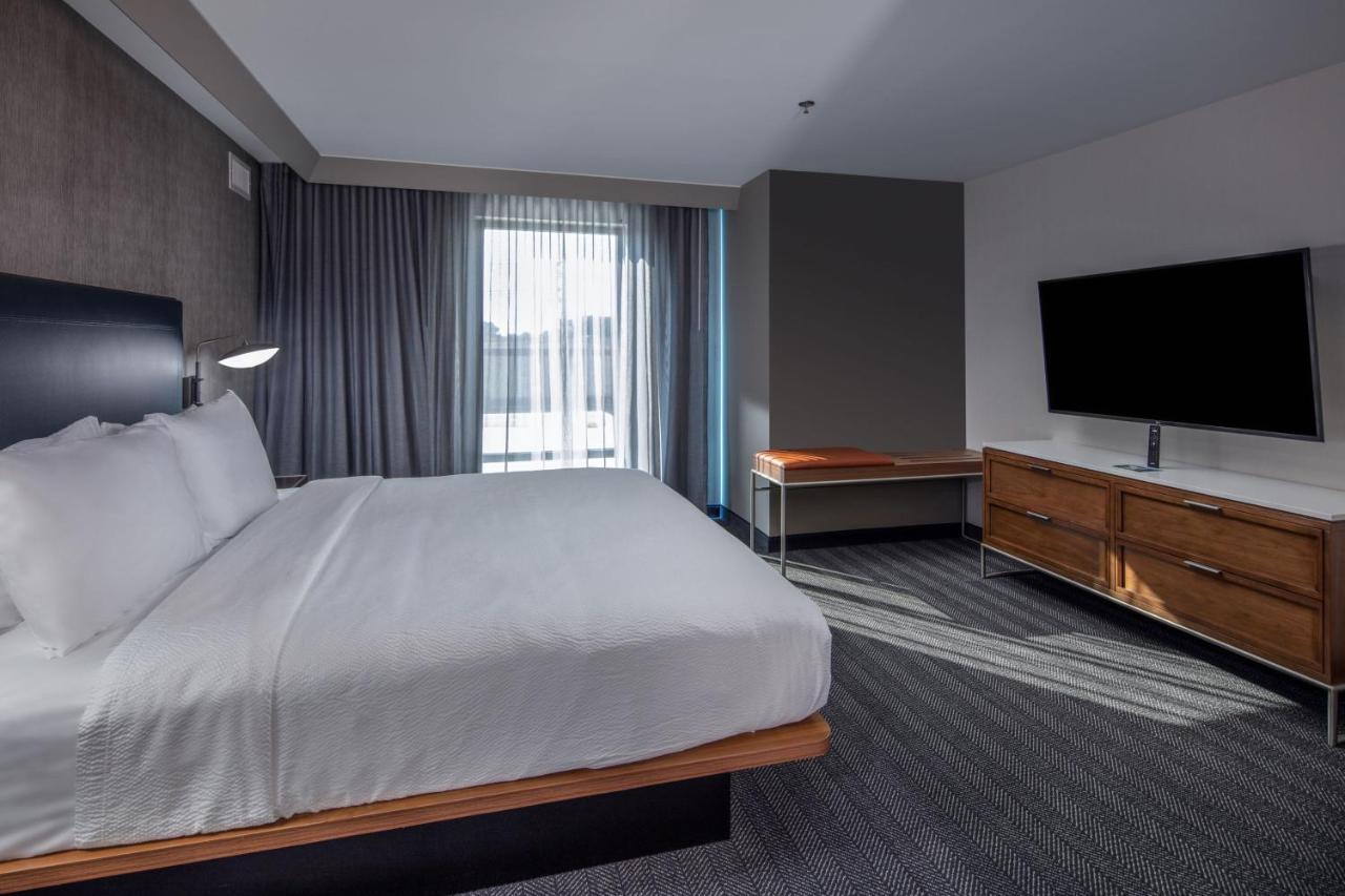 Courtyard By Marriott Conway Hotel Bagian luar foto